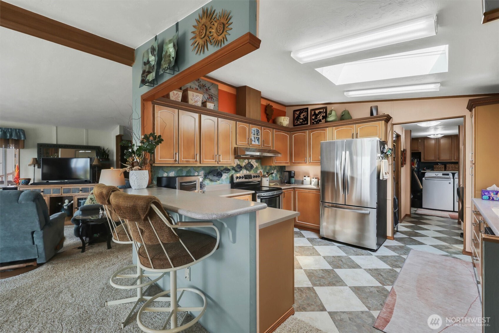 main property photo 14