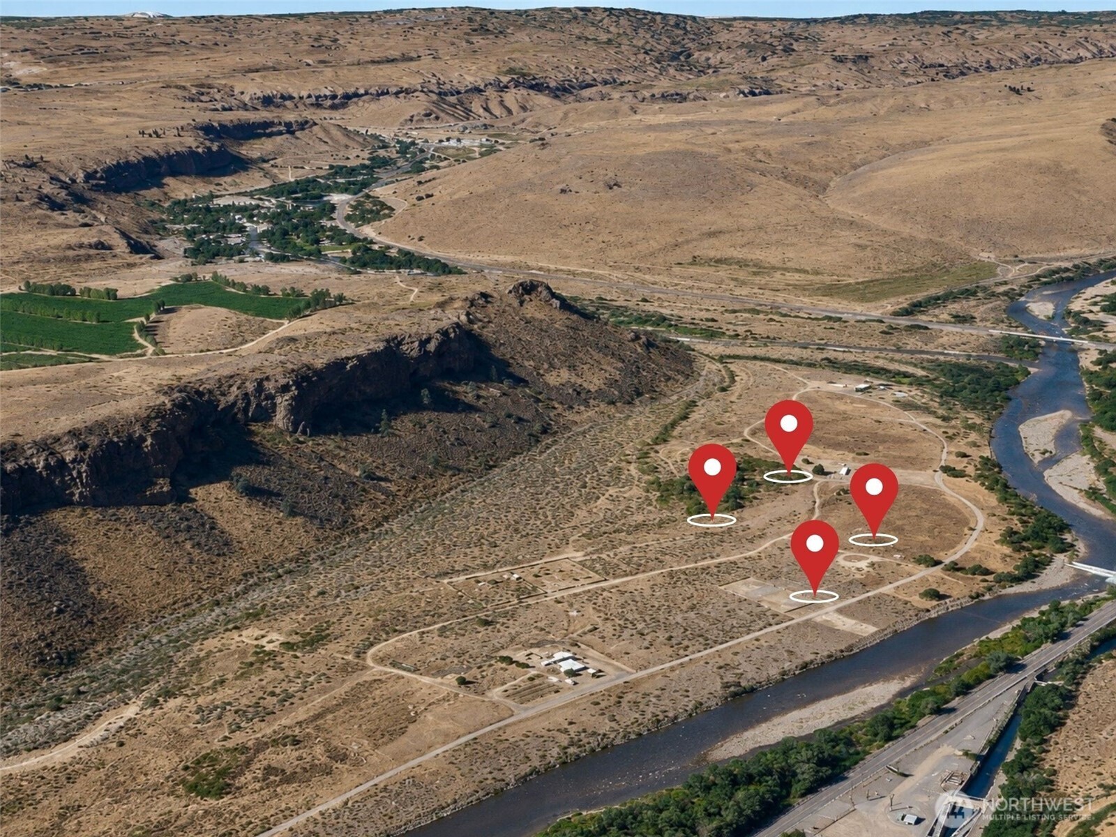 main property photo 14