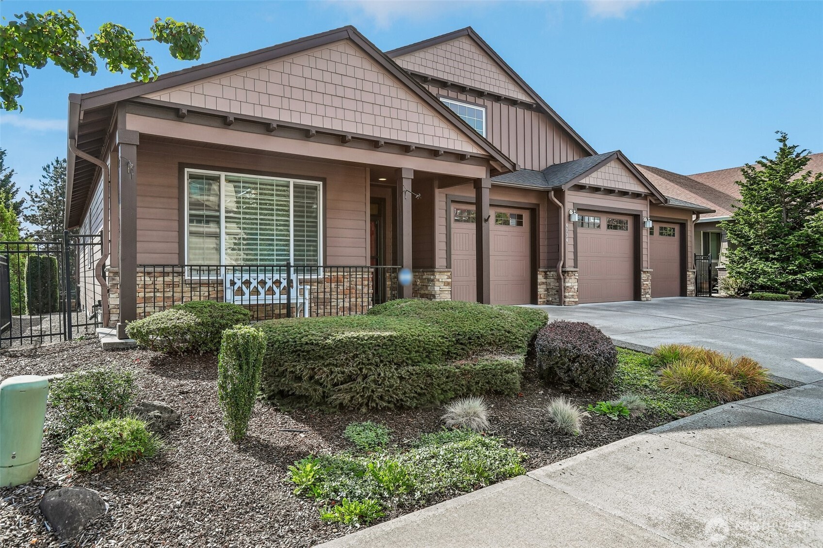 main property photo 0