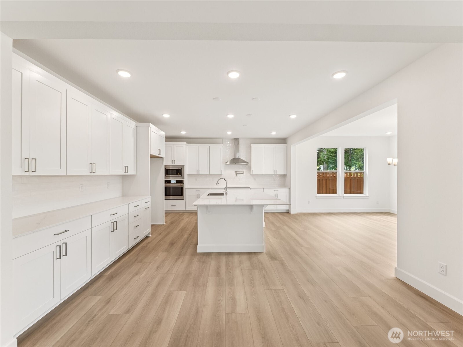 property viewer photo 2