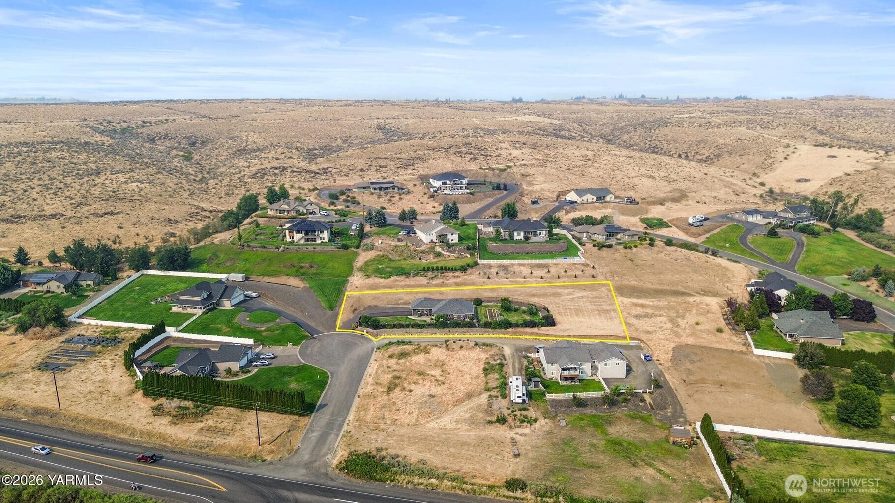 main property photo 36