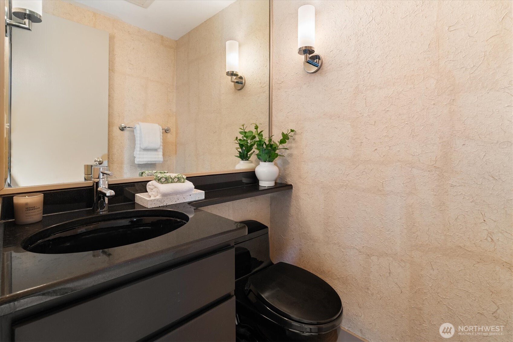 property viewer photo 19