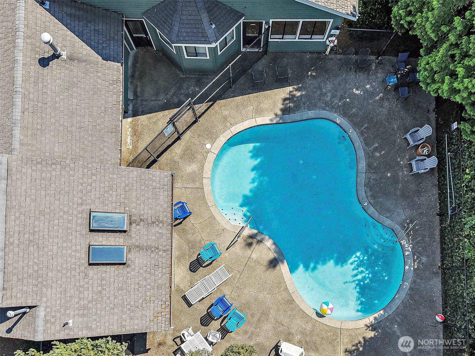 property viewer photo 16