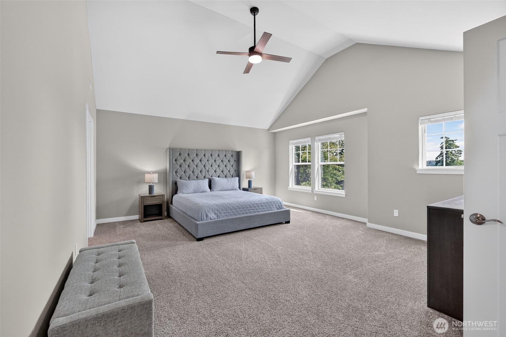 property viewer photo 14