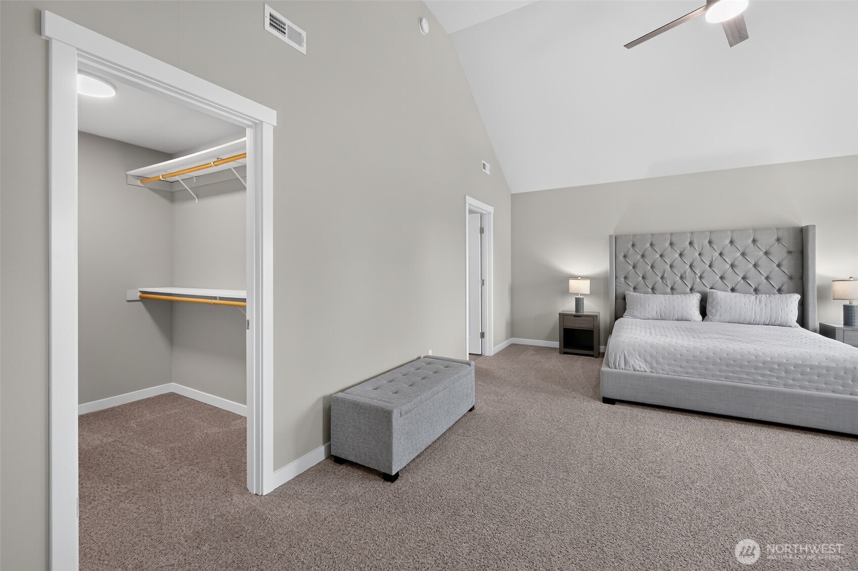 property viewer photo 15