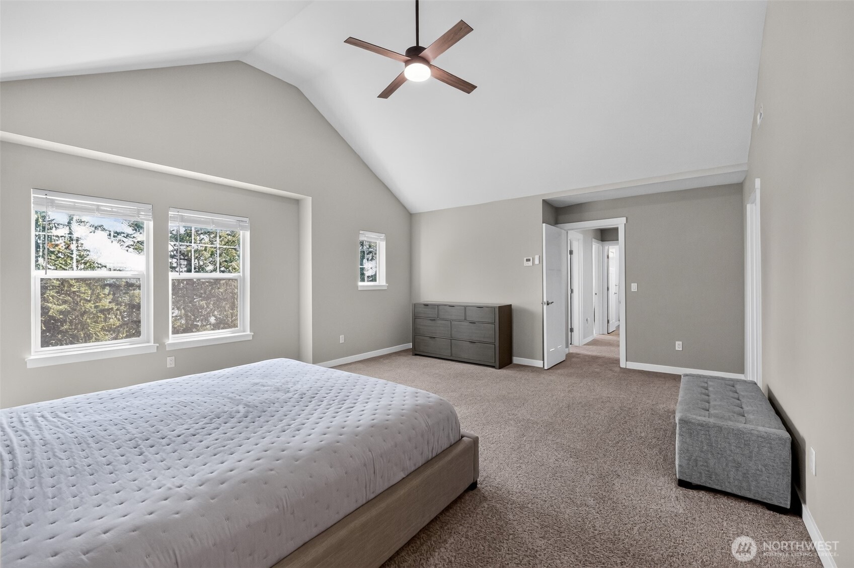 property viewer photo 17