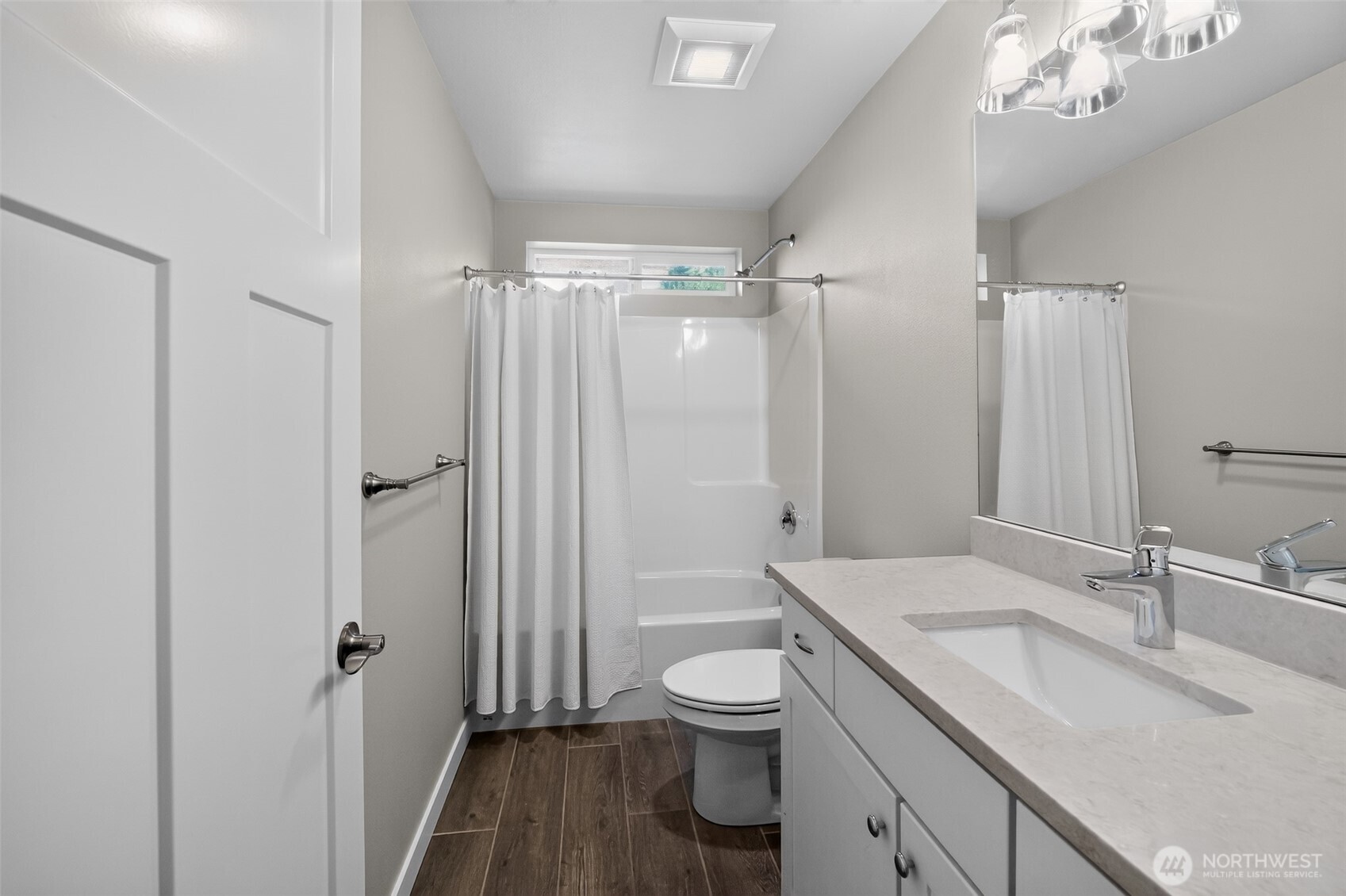 property viewer photo 24