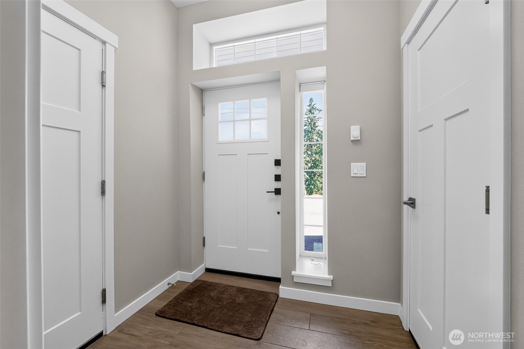 property viewer photo 3