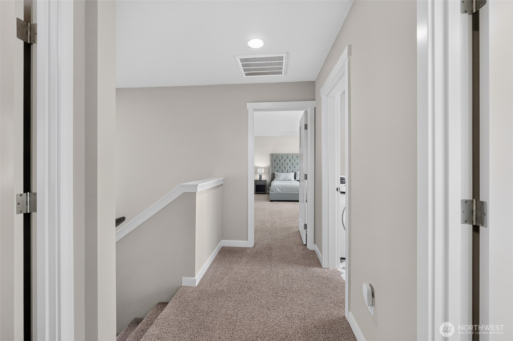 property viewer photo 31