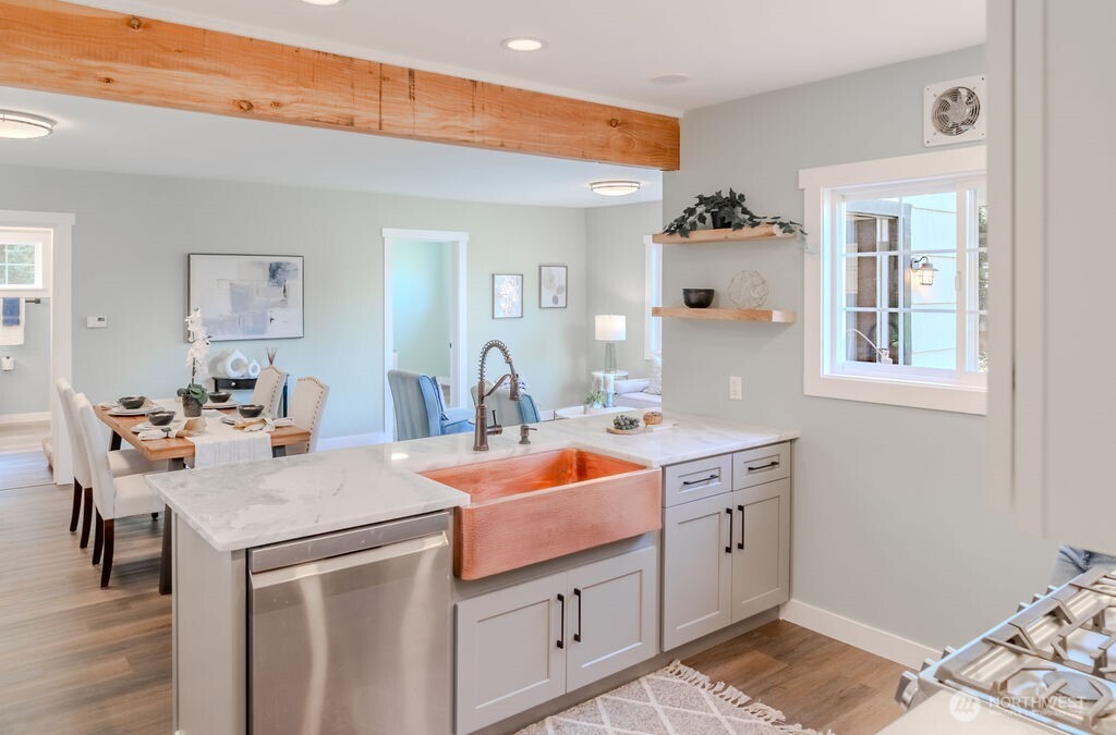 property viewer photo 19