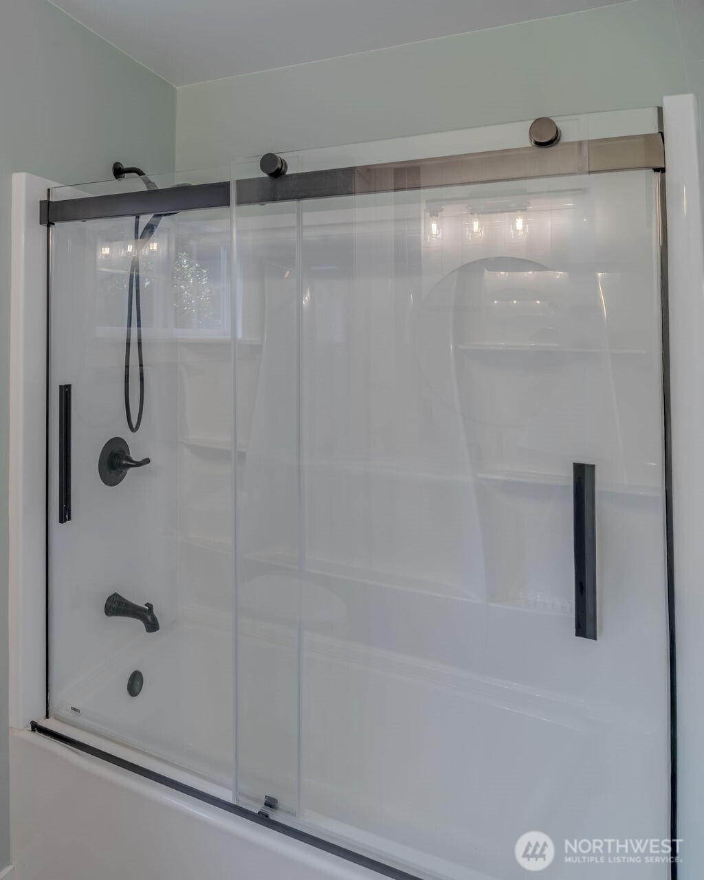 property viewer photo 25