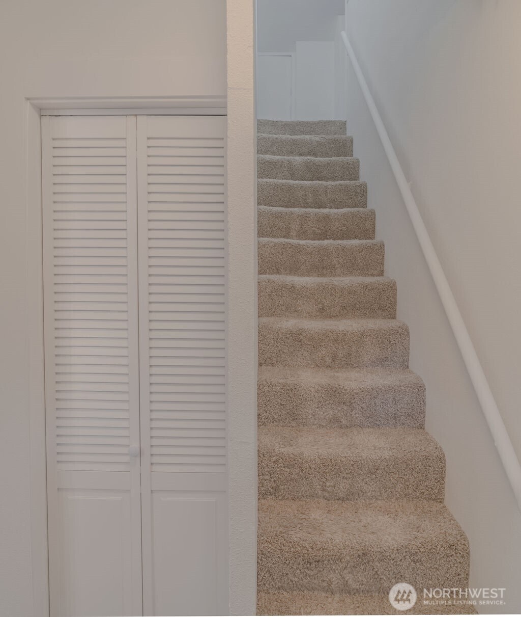 property viewer photo 26