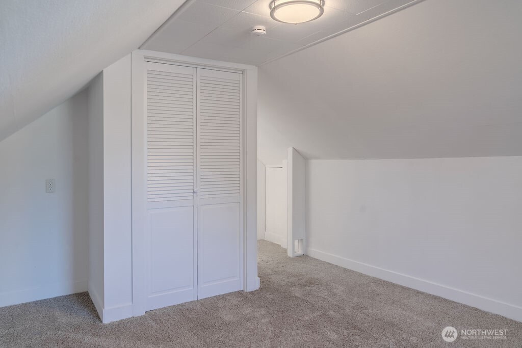 property viewer photo 27