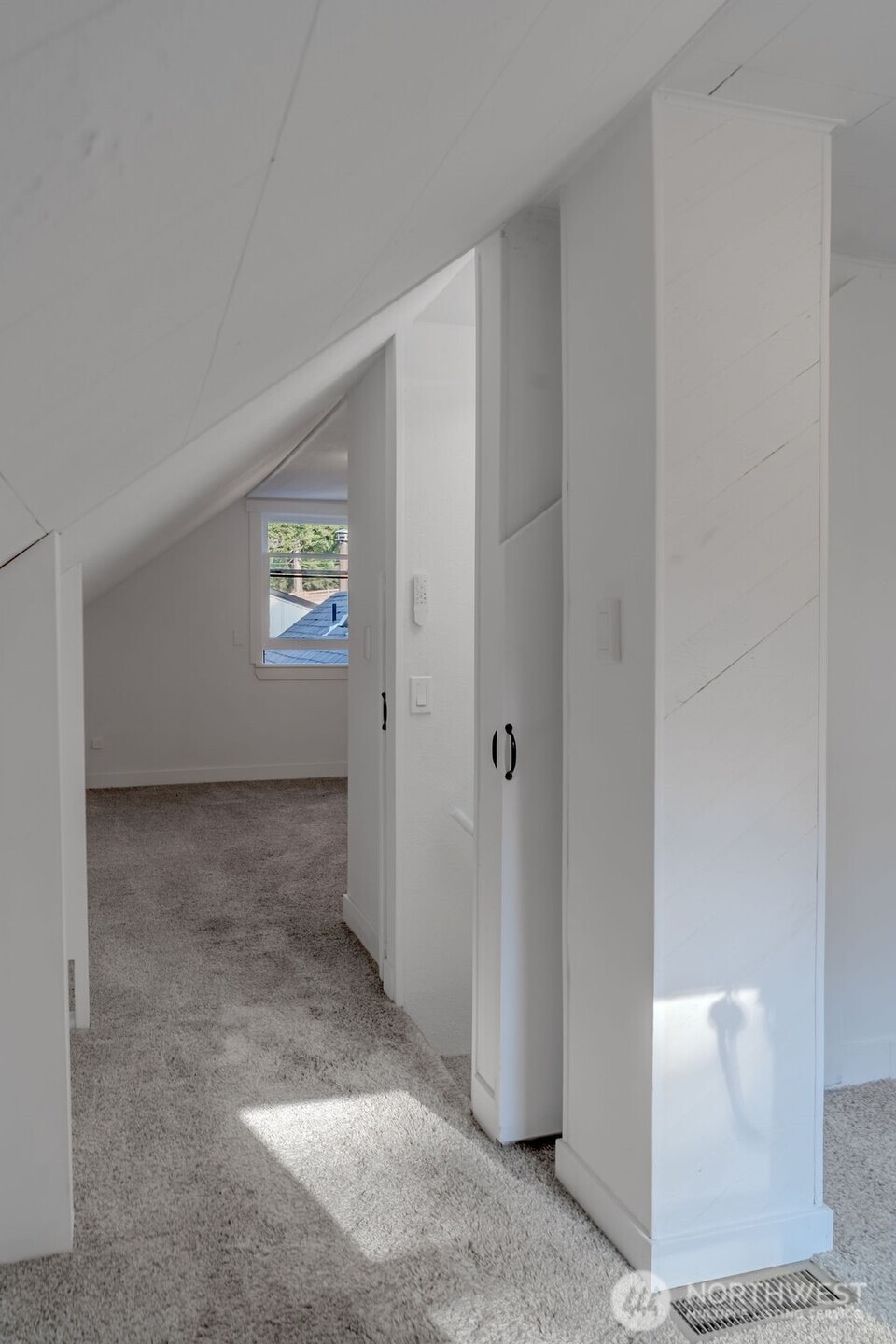 property viewer photo 28