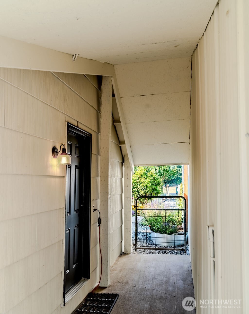 property viewer photo 31