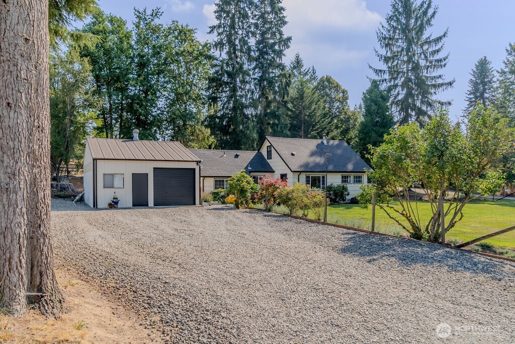 property viewer photo 5
