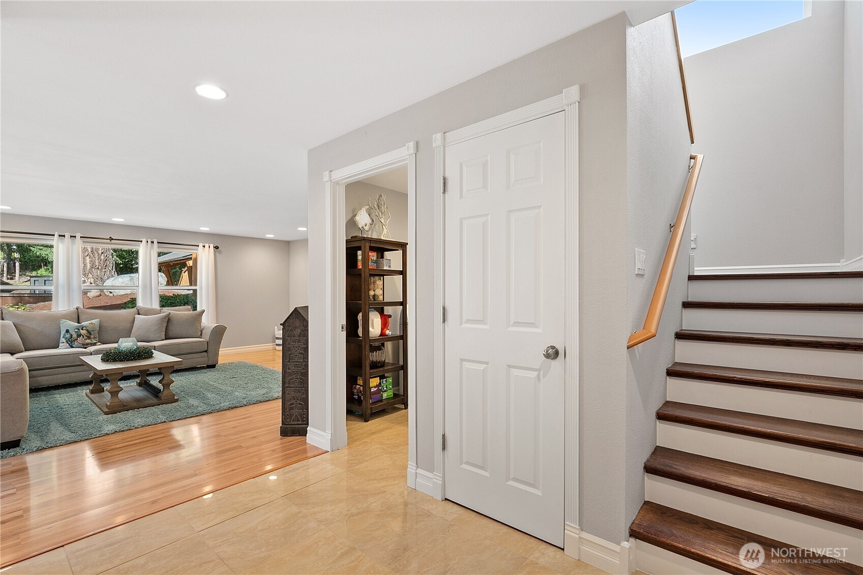 property viewer photo 14