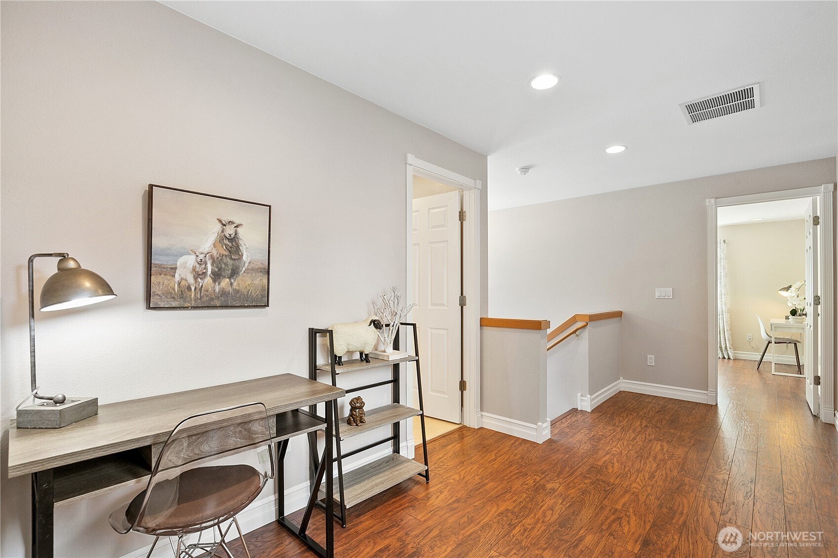 property viewer photo 15
