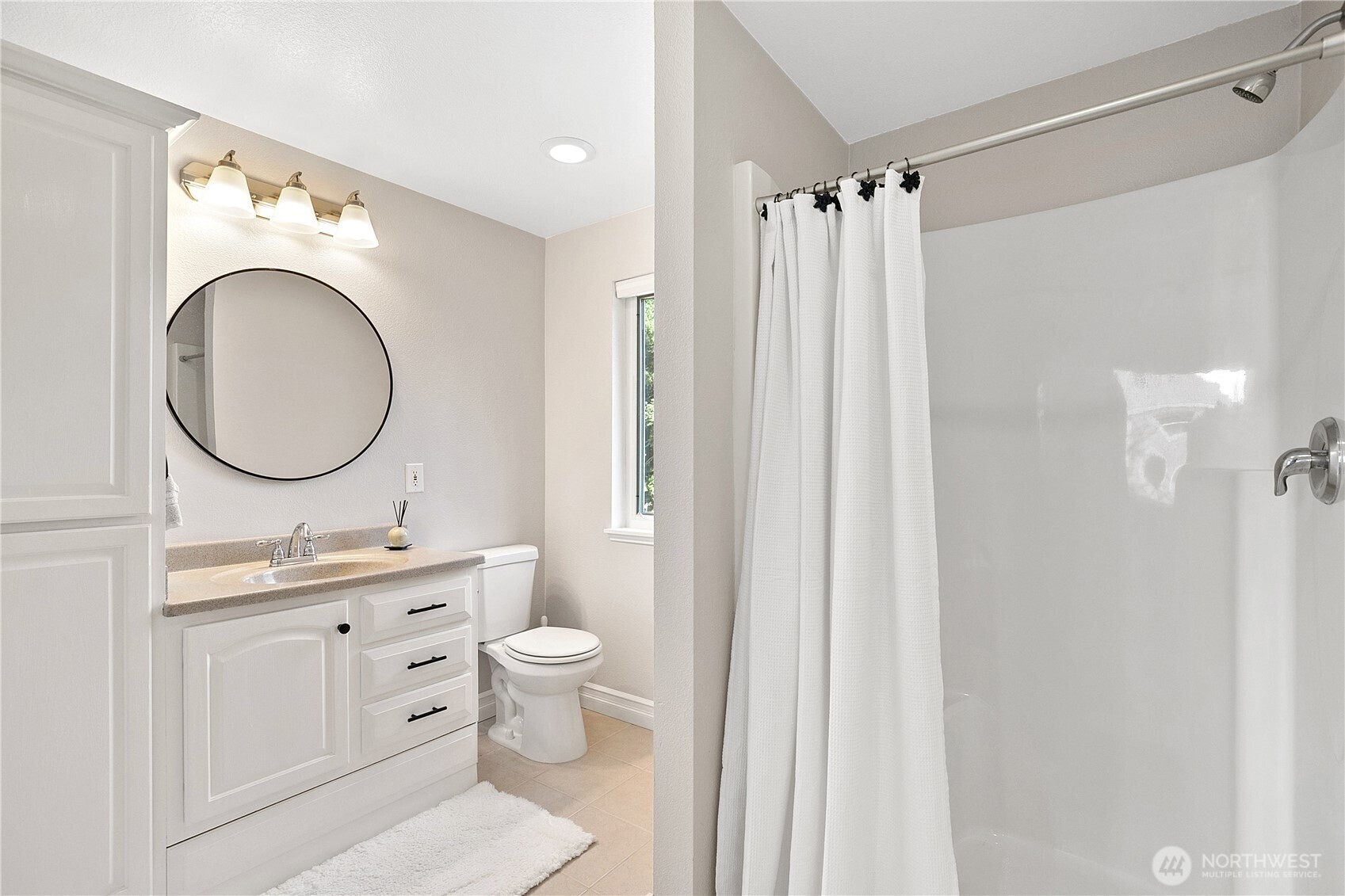 property viewer photo 18