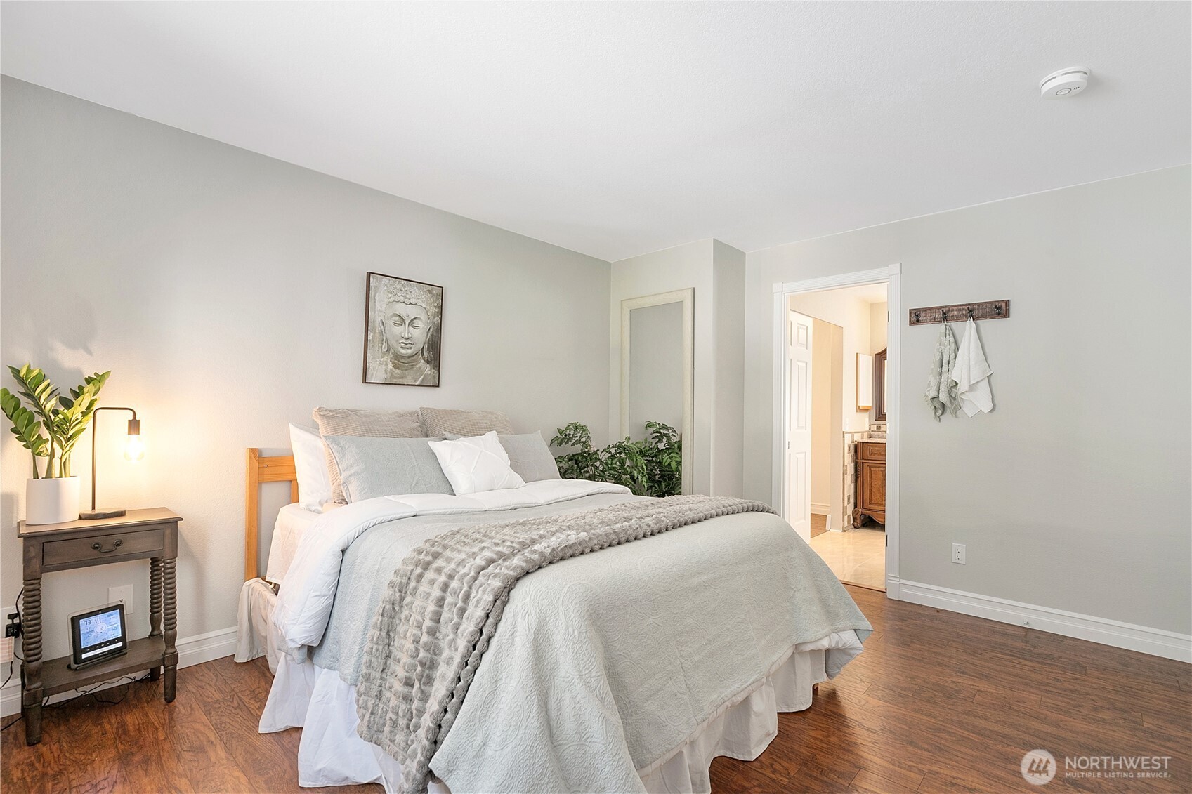 property viewer photo 20