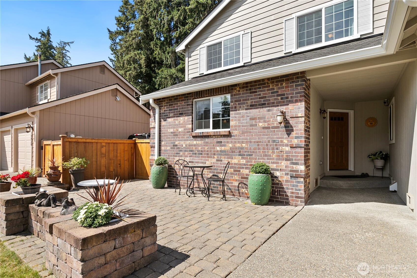 property viewer photo 25