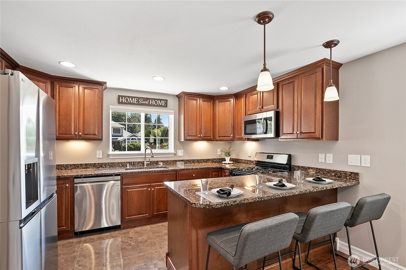 property viewer photo 29