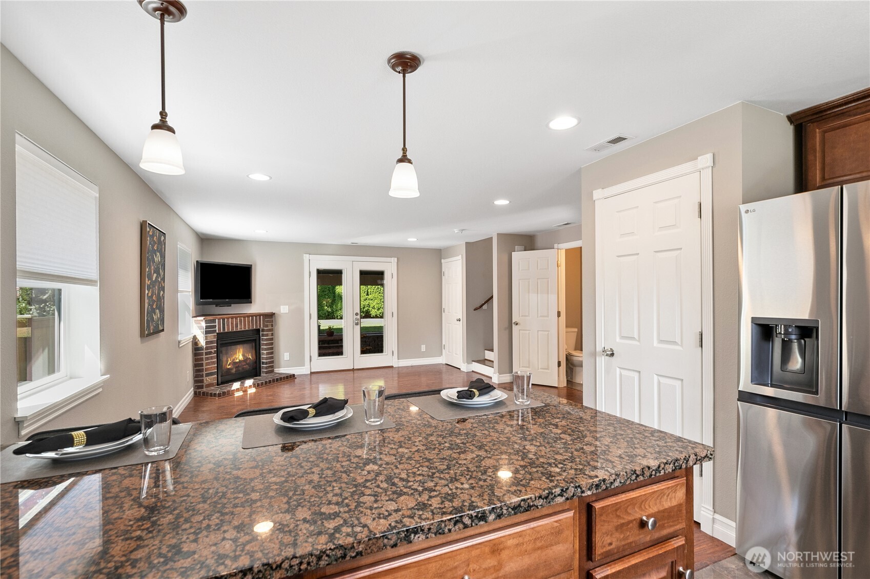 property viewer photo 31