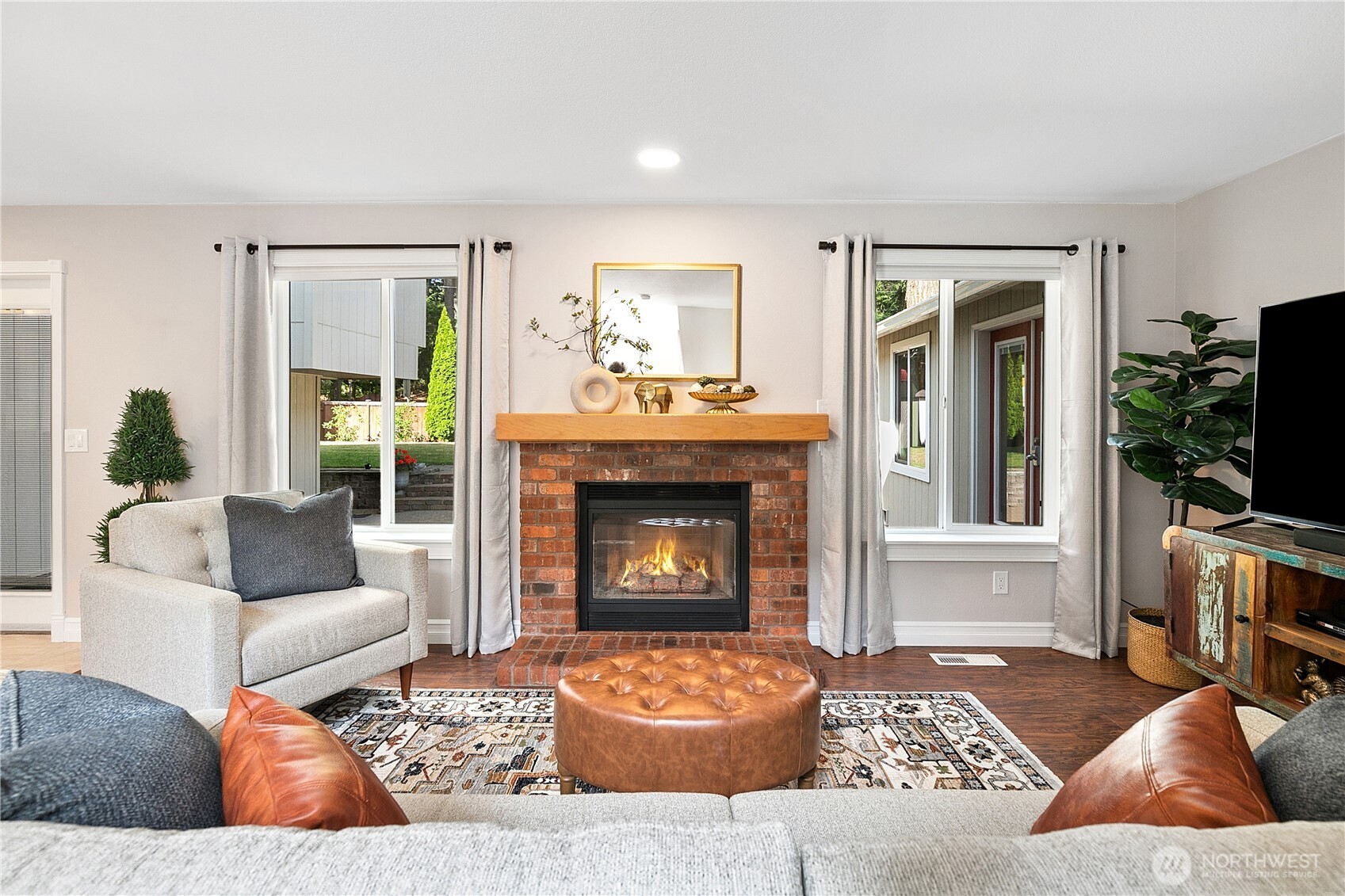 property viewer photo 9
