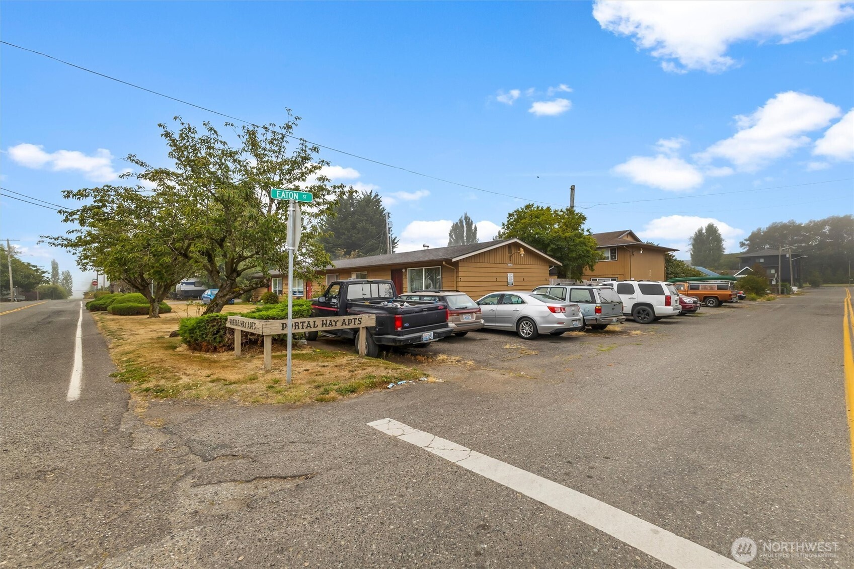 main property photo 17