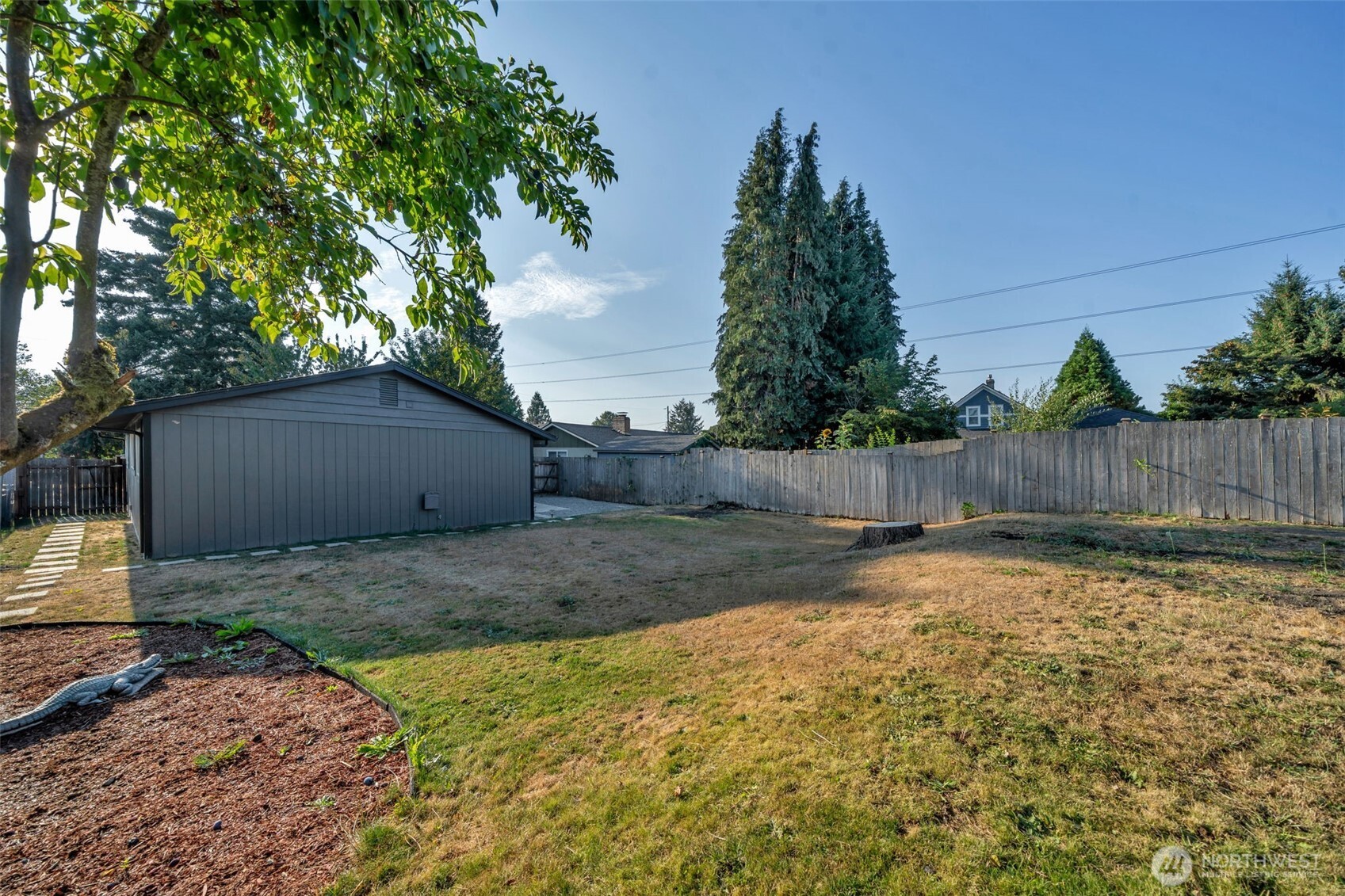 property viewer photo 1