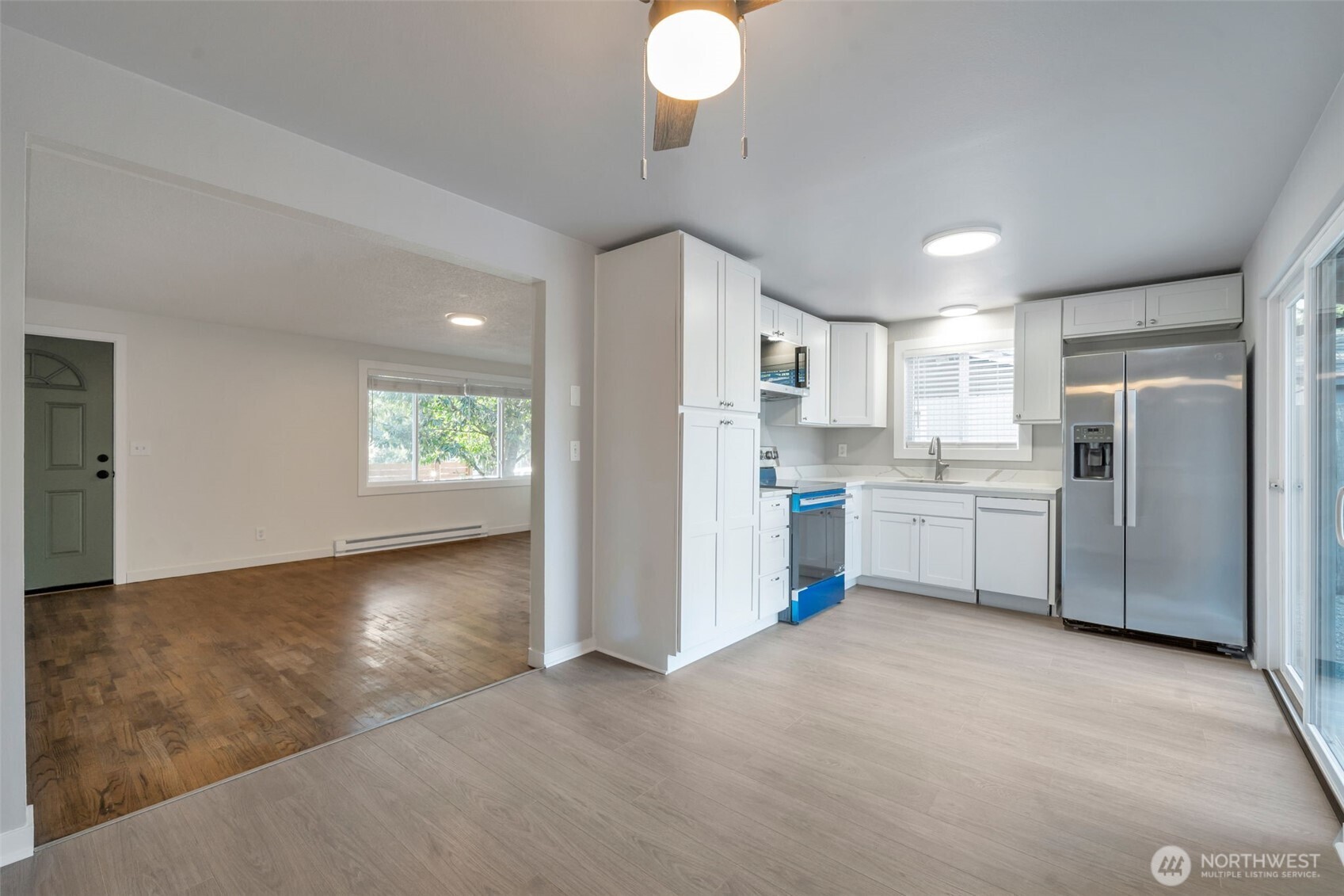 property viewer photo 7