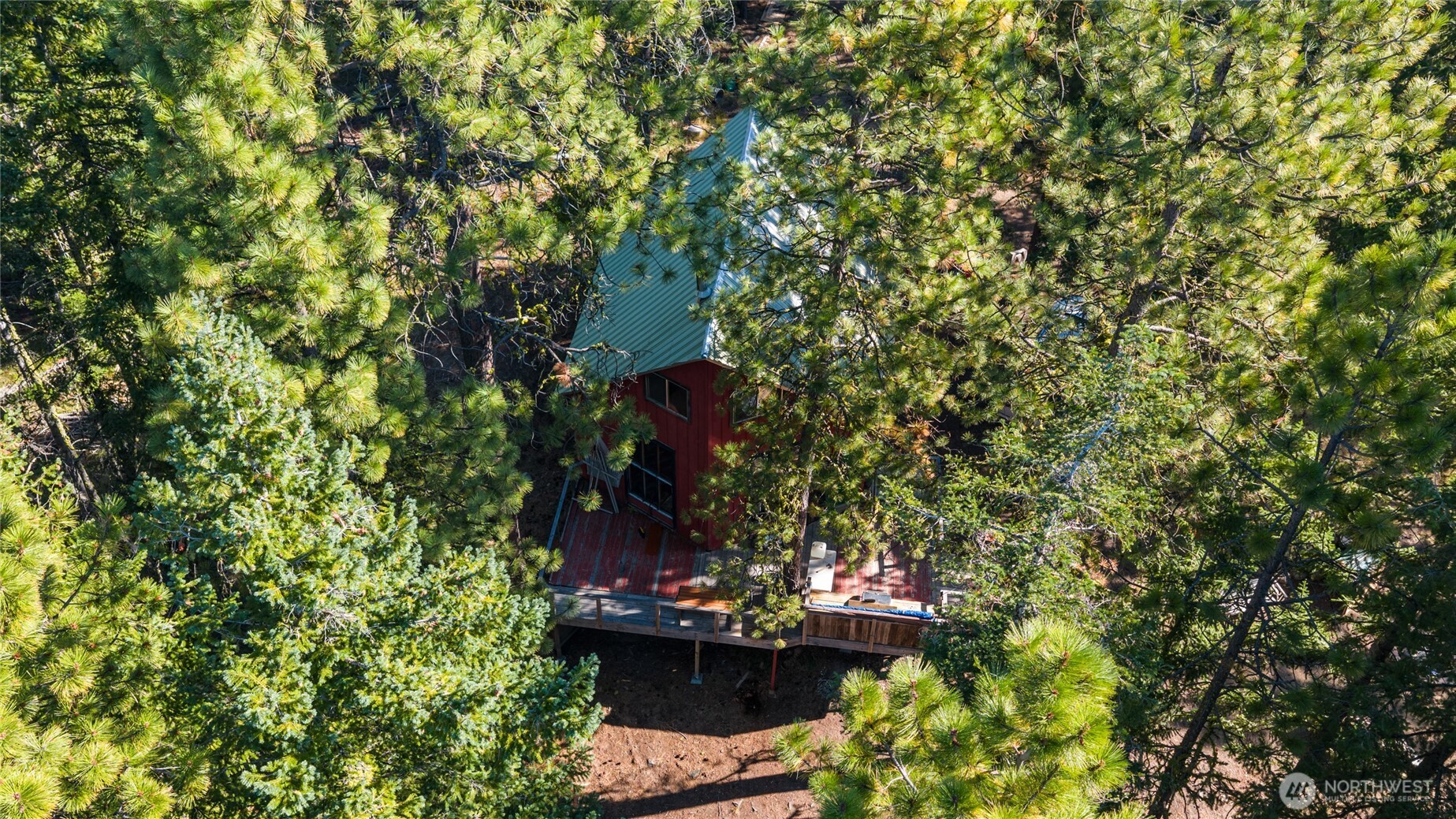 main property photo 25