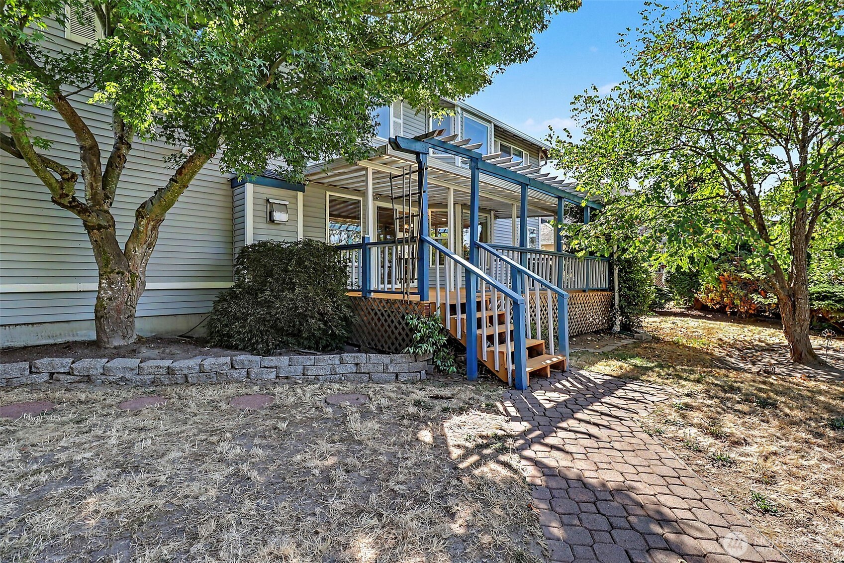 property viewer photo 23