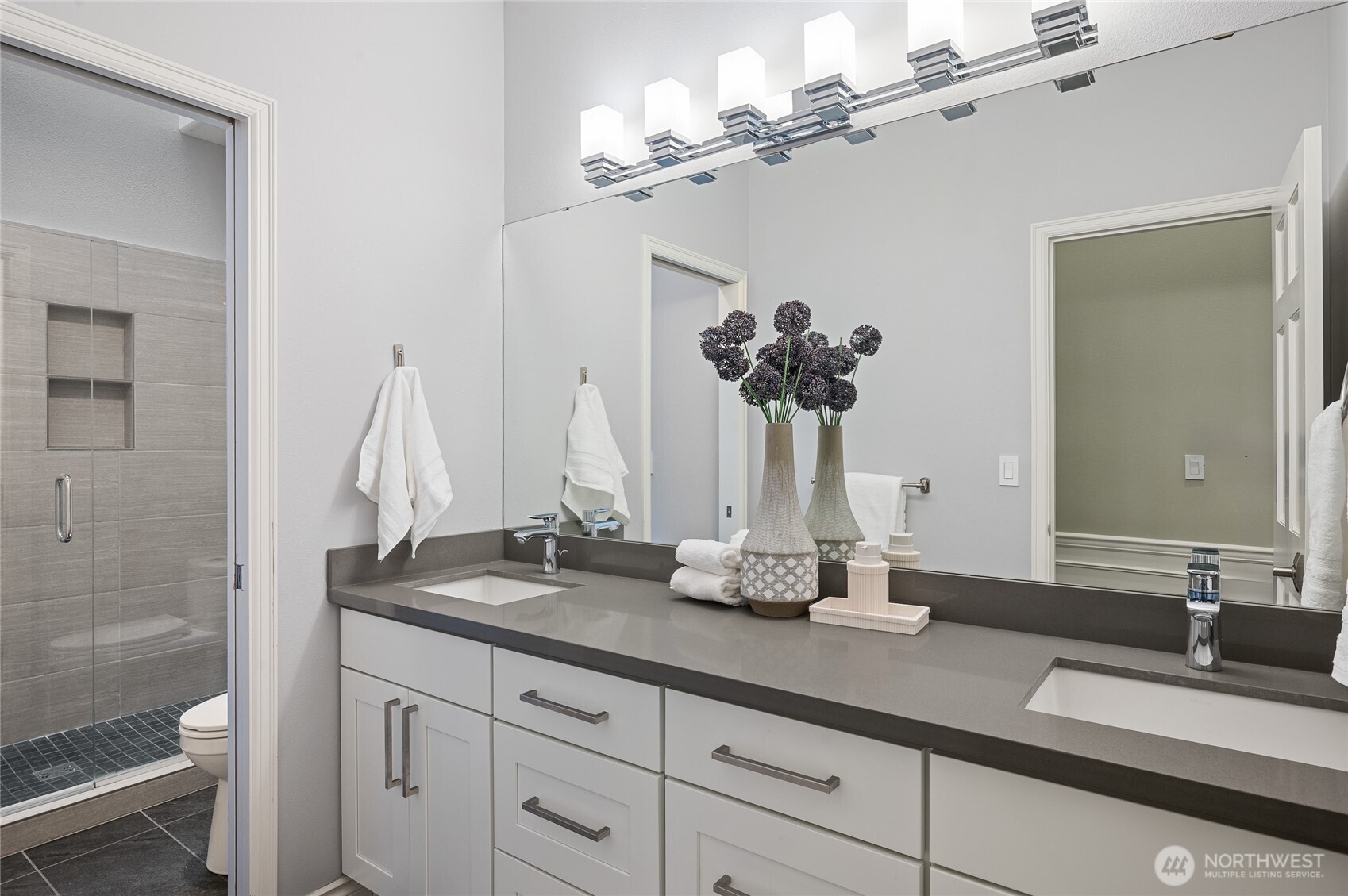 property viewer photo 28