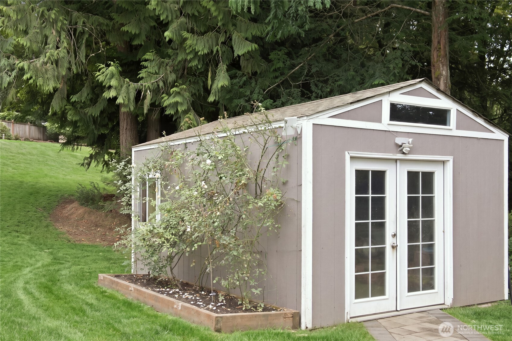 property viewer photo 32