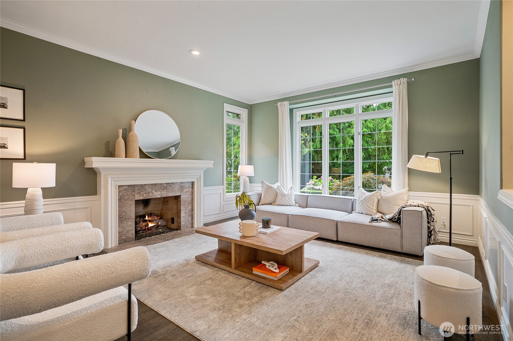 property viewer photo 5