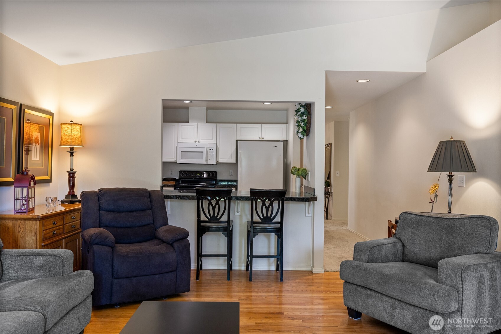 property viewer photo 13