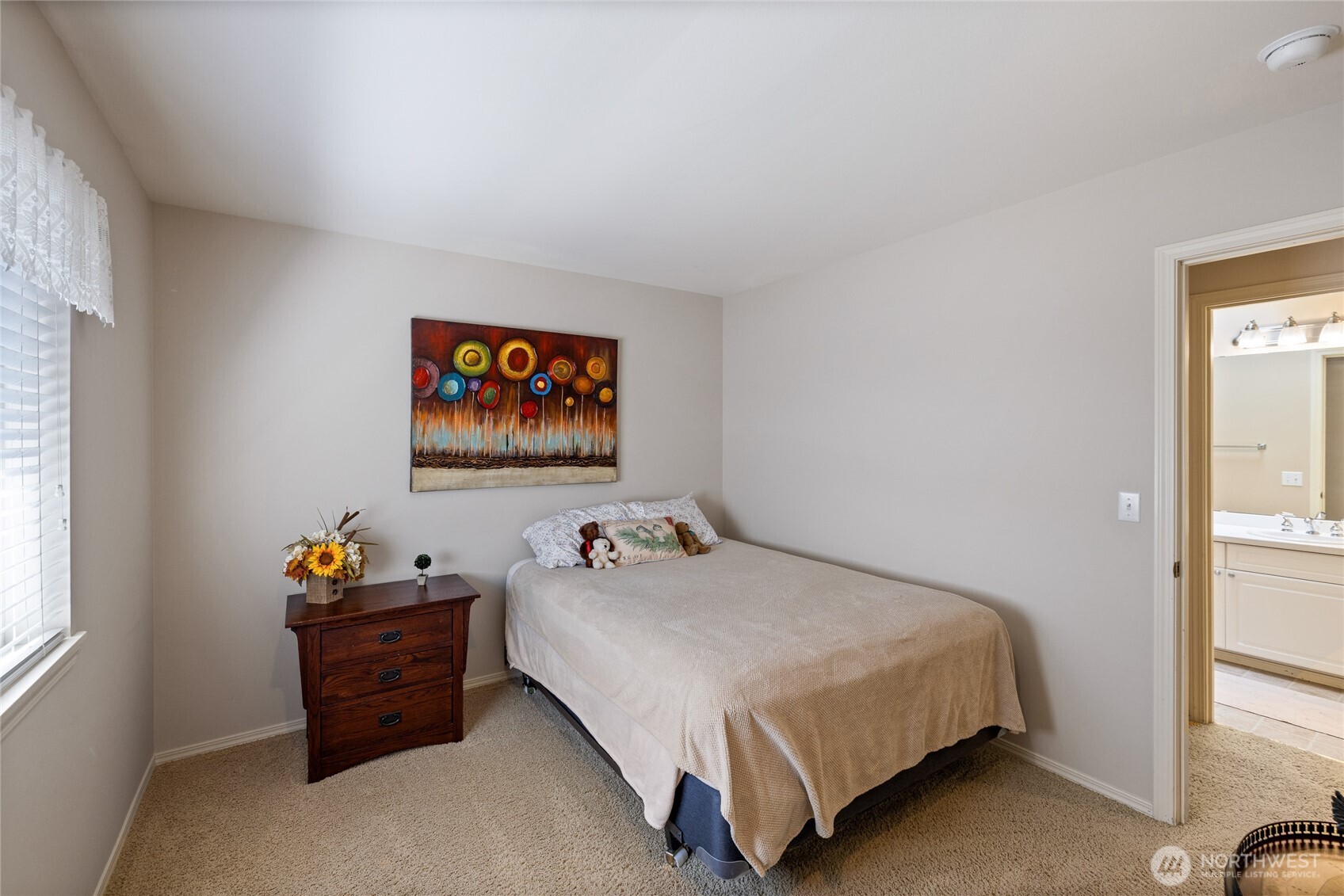 property viewer photo 20