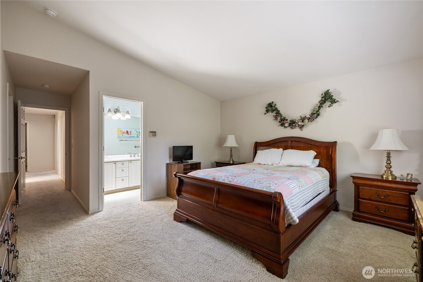 property viewer photo 26