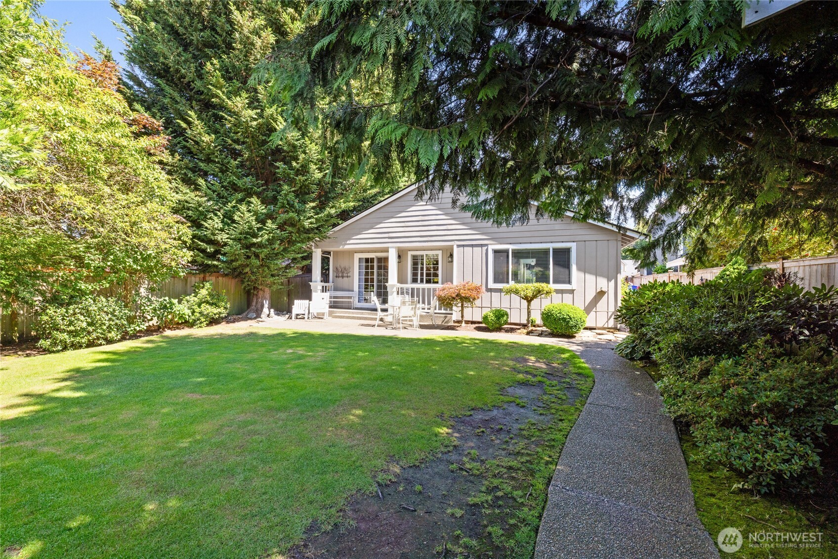 property viewer photo 32