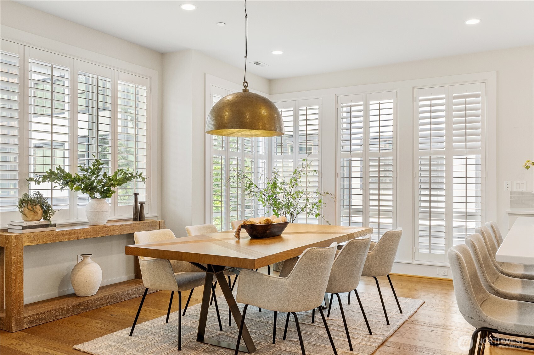 property viewer photo 16