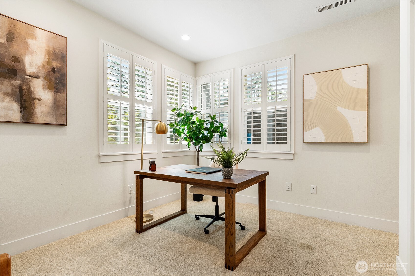 property viewer photo 5