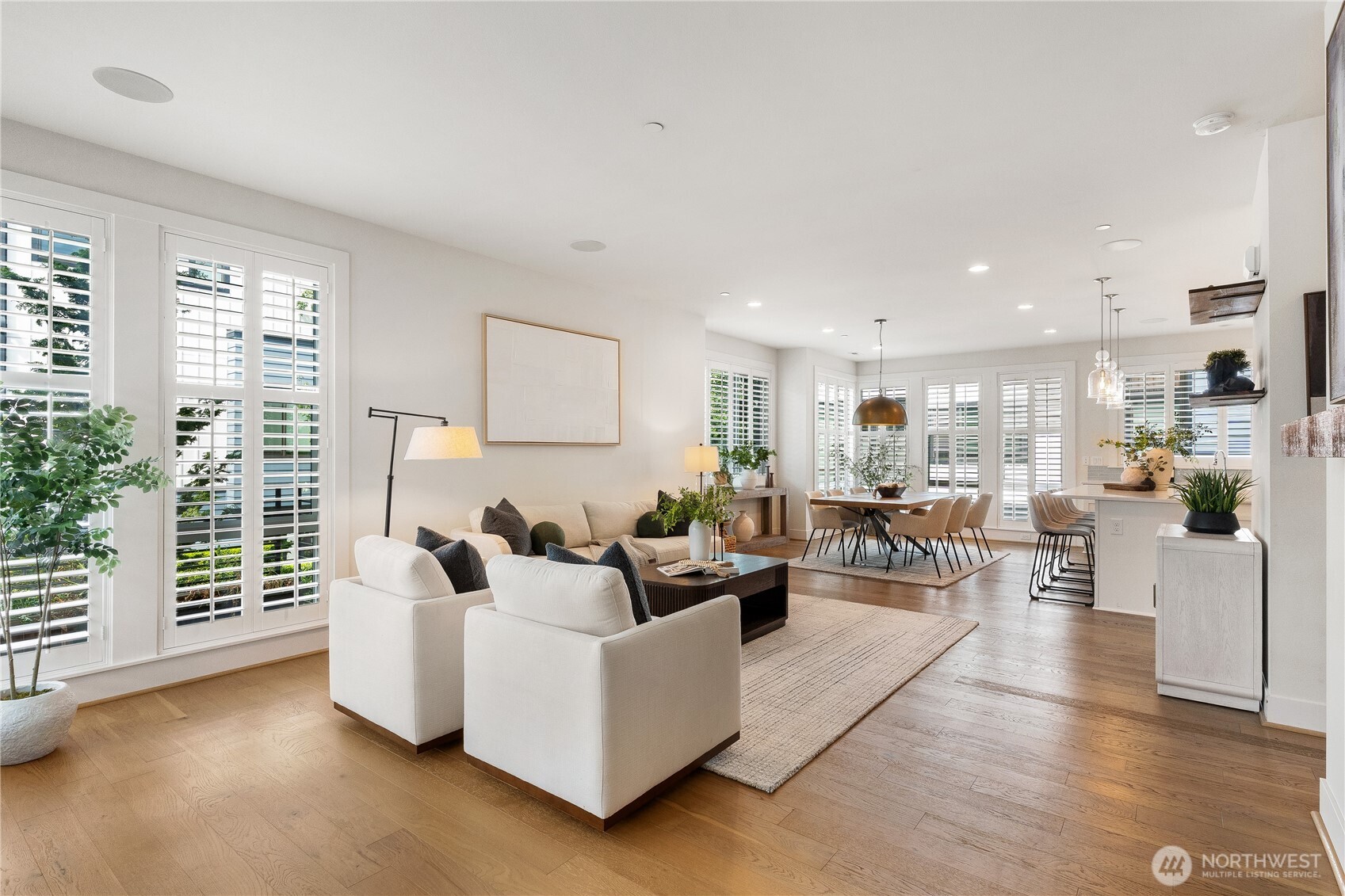 property viewer photo 8