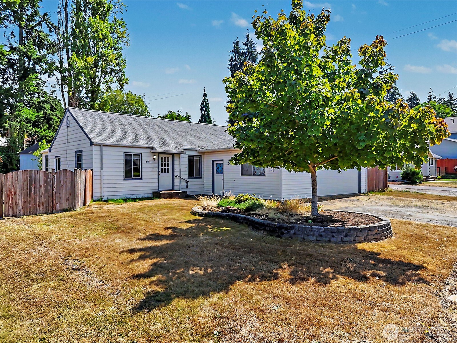 property viewer photo 16