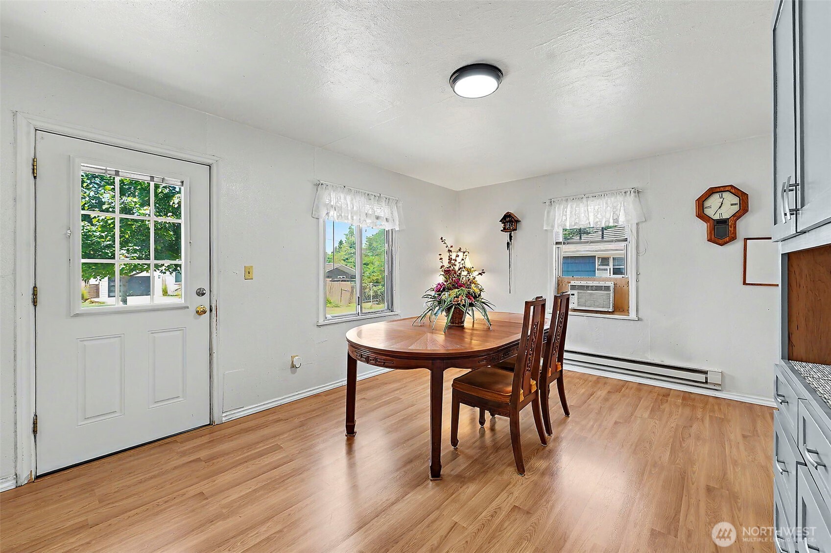 property viewer photo 5