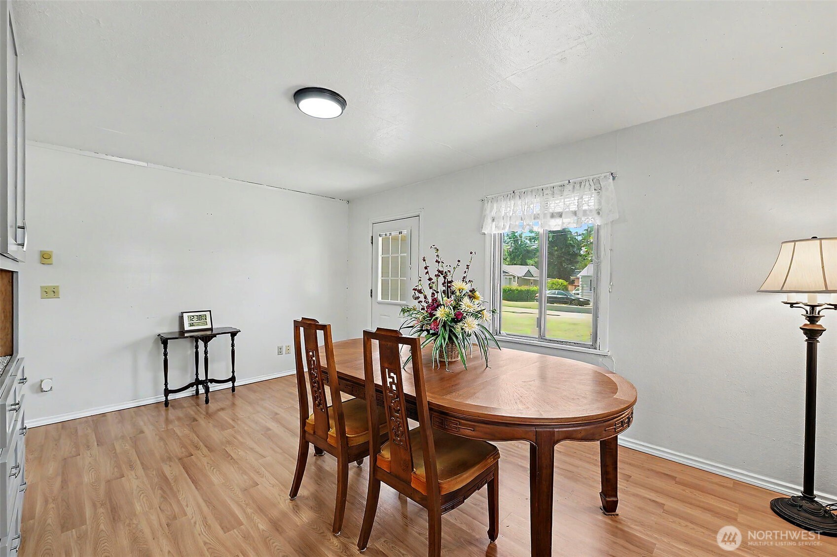 property viewer photo 7