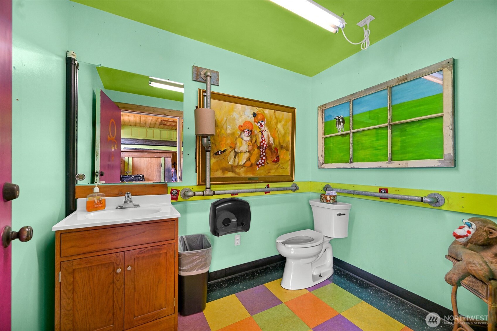 main property photo 22