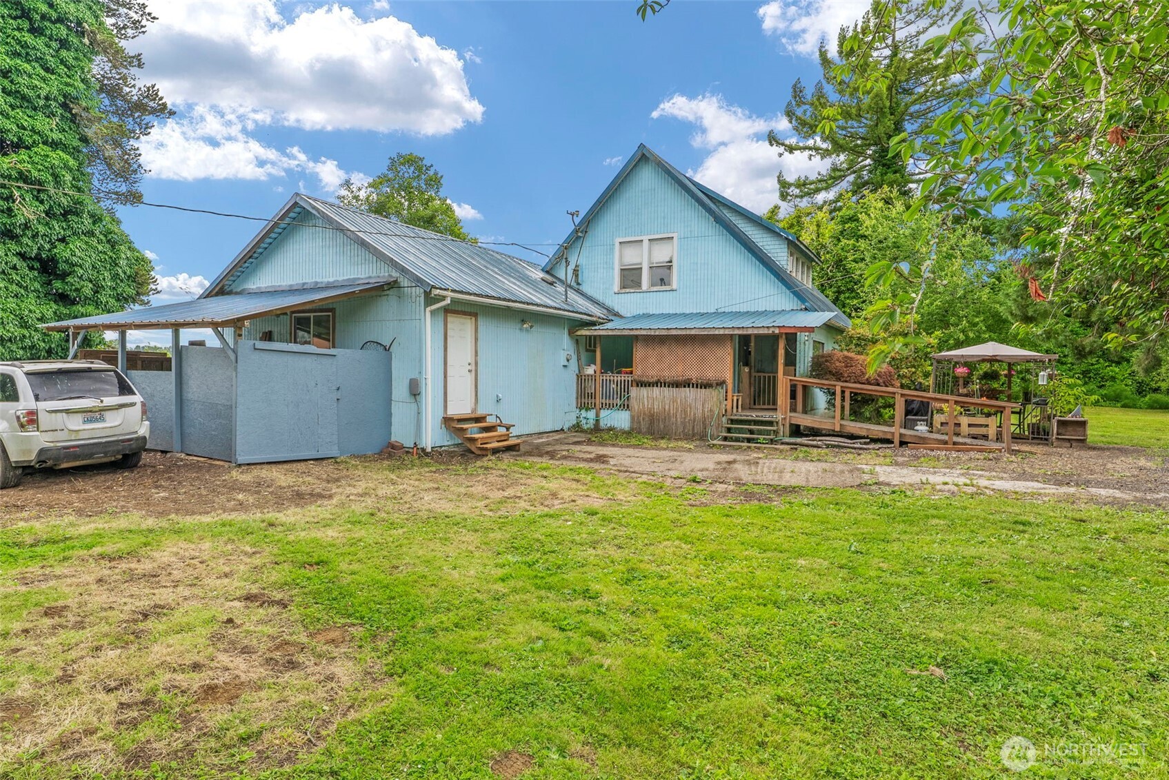 main property photo 39