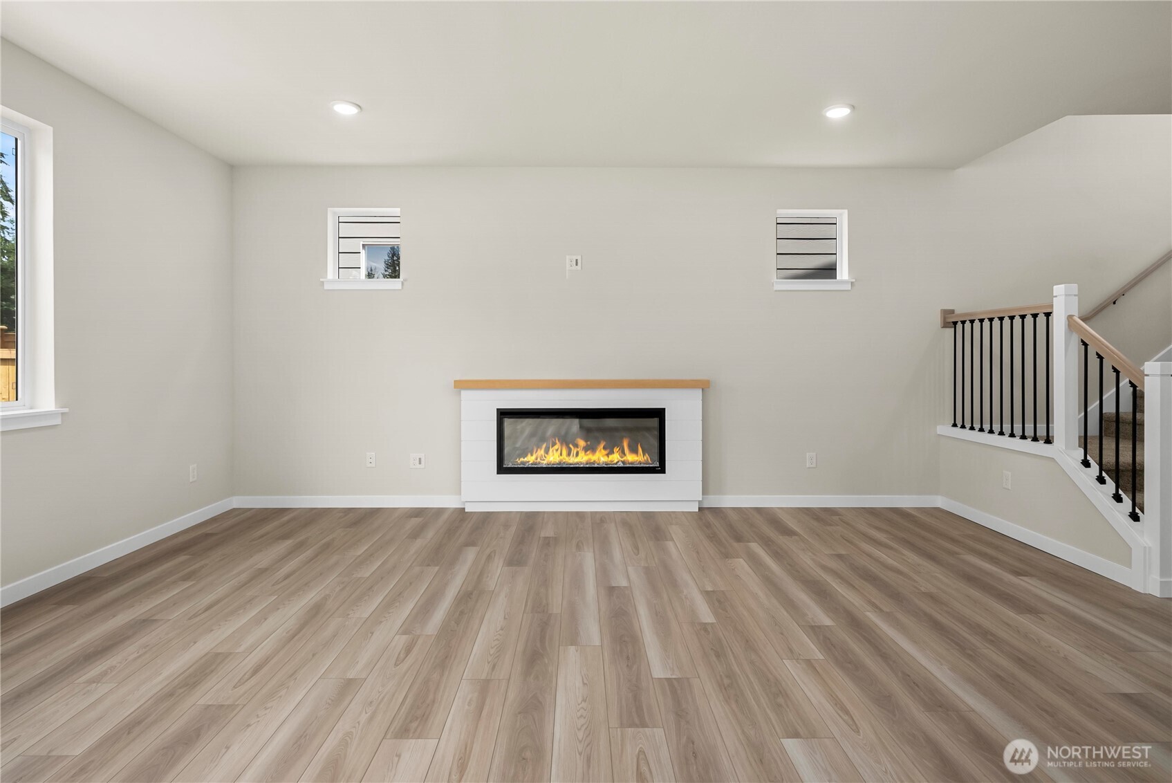 property viewer photo 12