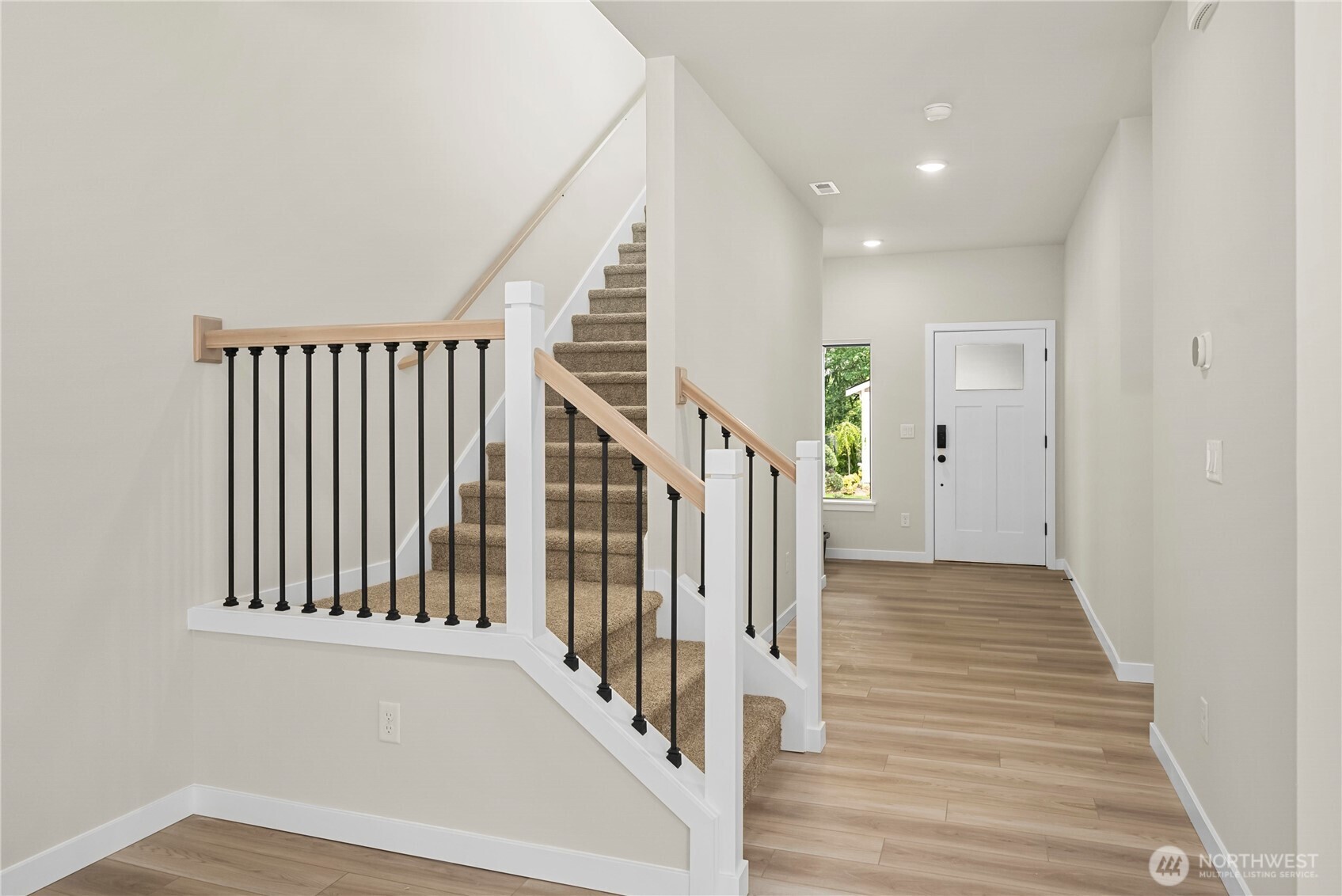 property viewer photo 4